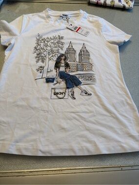 DKNY White Tee with Black Outline Cityscape & Tree Graphic
